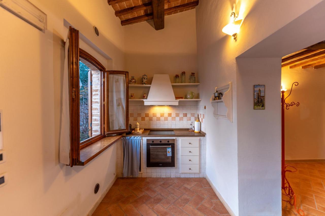Case Vacanze Ranza, Casale Con Piscina E Relax 圣吉米纳诺 外观 照片